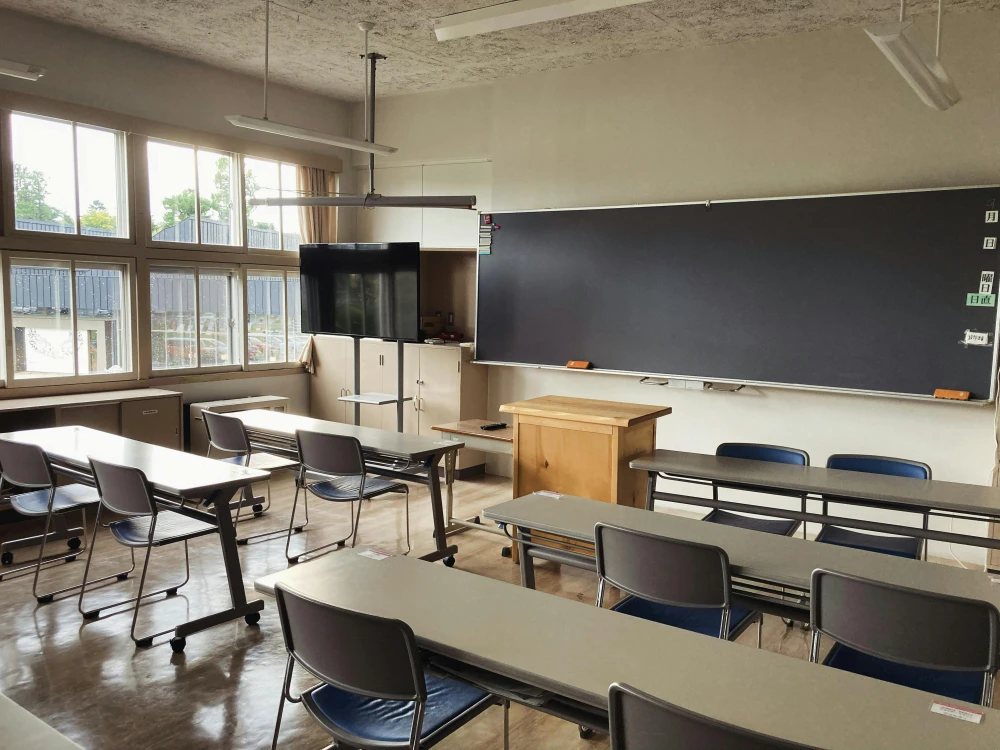 Krisis Pendaftar Universitas Swasta di Jepang